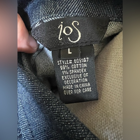 iOS Embellish ladies denim jacket. large. NWOT. Never. Worn. Perfect condition - Picture 4 of 16